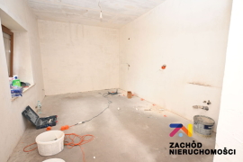 Przestronny dom w Ochli z opcją dla dwóch rodzin